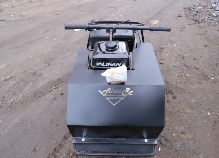 Мотобуксировщик AhtaR Зима 15 л/с с вариатором в Братске