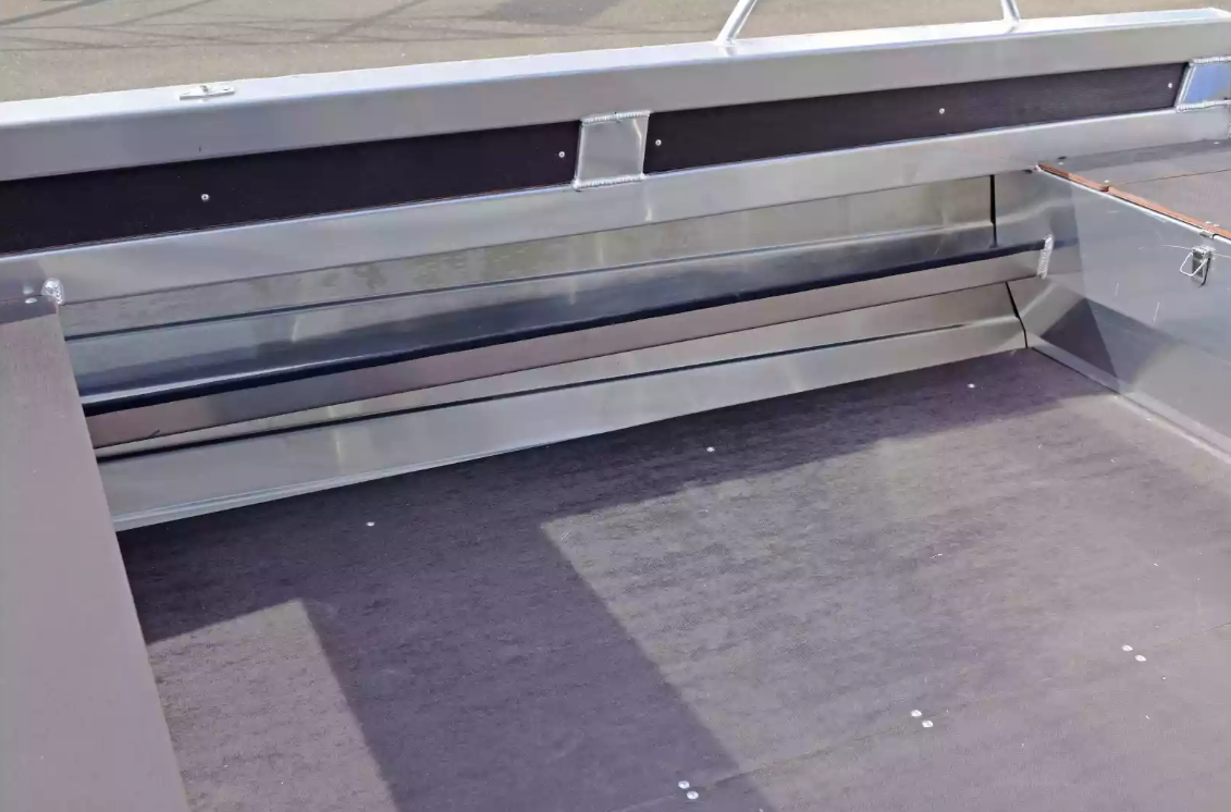 Алюминиевая лодка  Неман-480 Р в Братске