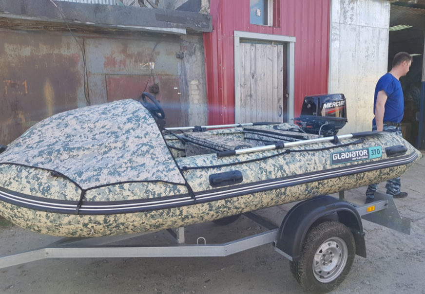 НАДУВНАЯ ЛОДКА GLADIATOR C370AL в Братске