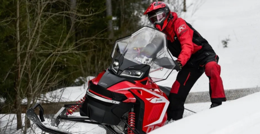 Снегоход OSM SM1000 в Братске