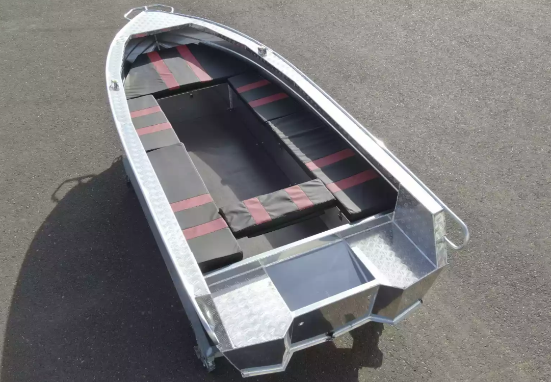 Алюминиевая лодка Wyatboat-390РМ увеличенный борт в Братске