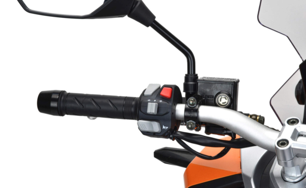 Скутер MOTOLAND (МОТОЛЕНД) T-MAX 150 в Братске