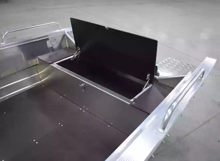 Алюминиевая лодка  Wyatboat-430 Р в Братске