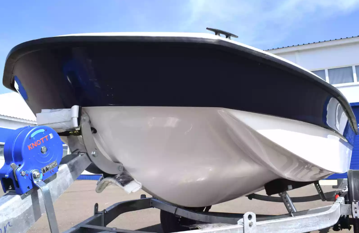 Стеклопластиковая лодка Wyatboat 430 тримаран в Братске