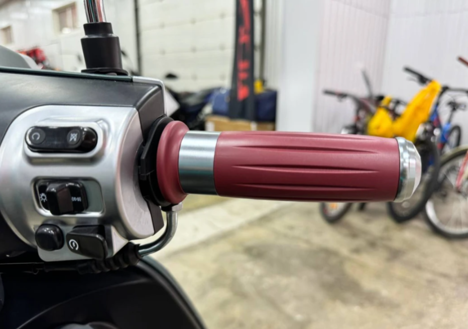 Скутер PROMAX Miami 240 (49) в Братске