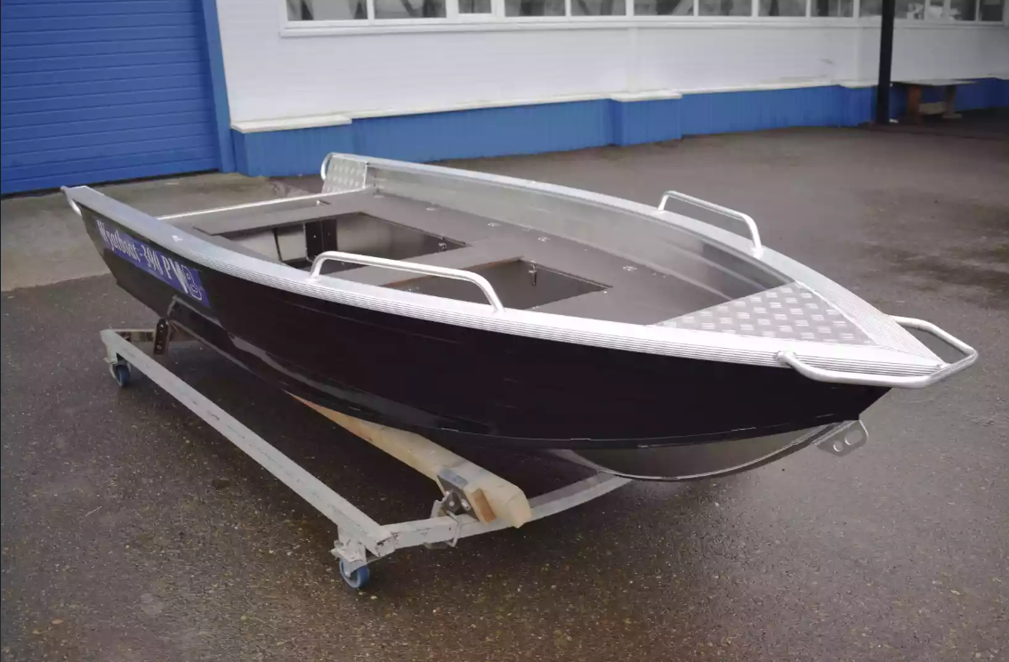 Алюминиевая лодка Wyatboat-390РМ в Братске