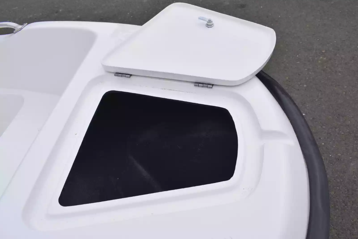 Стеклопластиковая лодка Пингвин New (тримаран) в Братске