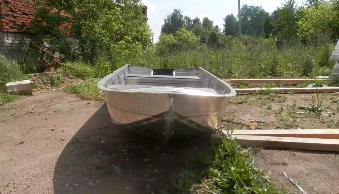 Алюминиевая лодка Вятка-Профи 32 в Братске