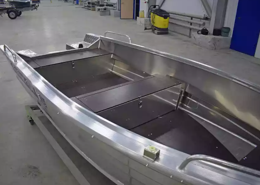 Алюминиевая лодка  Wyatboat-430 Р в Братске