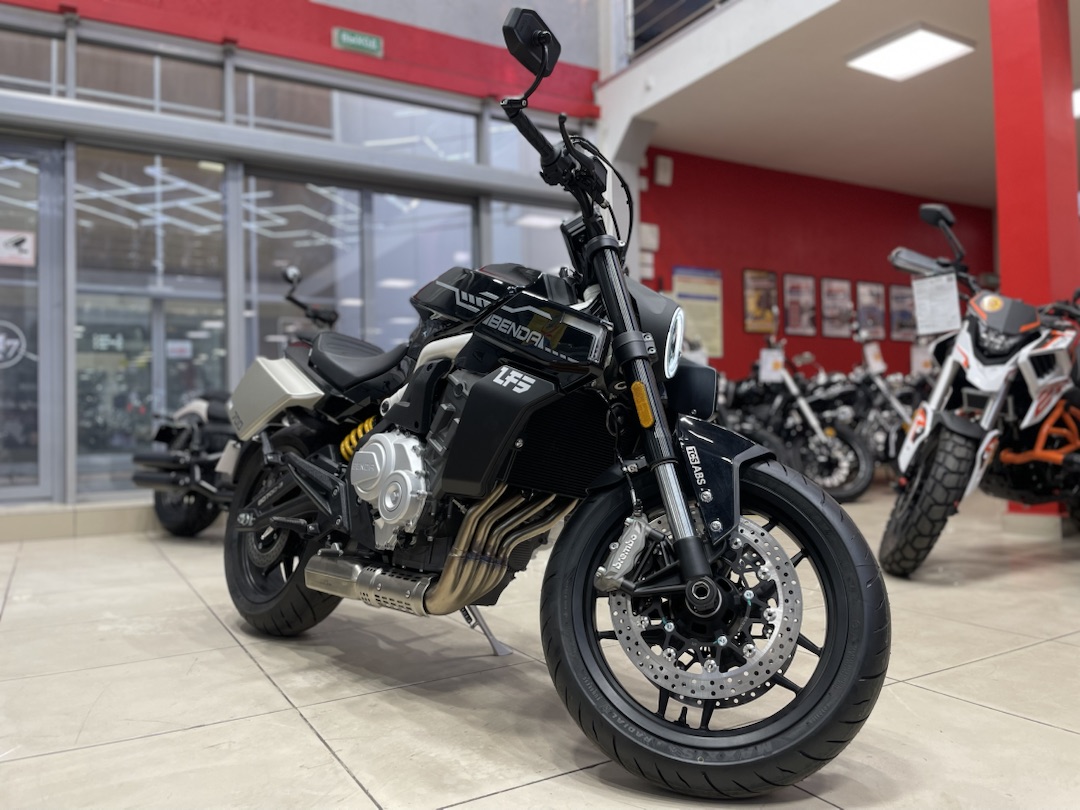 Мотоцикл Benda LFS 700 в Братске