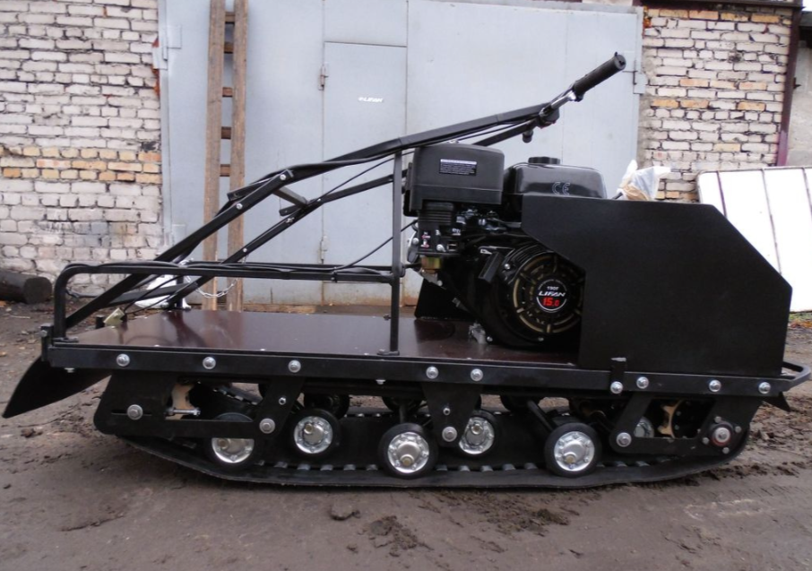 Мотобуксировщик AhtaR Зима 15 л/с с вариатором в Братске