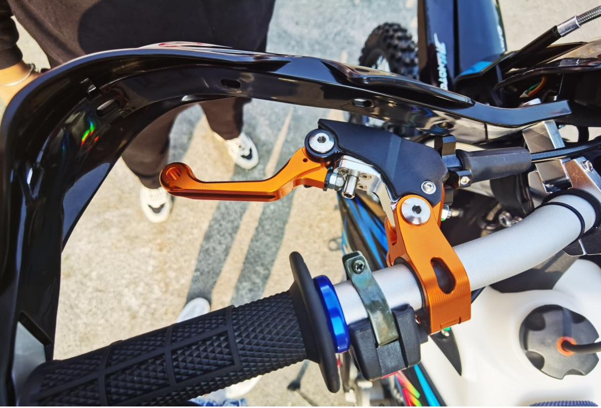 Мотоцикл JHLMOTO JHL Z3 CB250 (172FMM-3A) в Братске