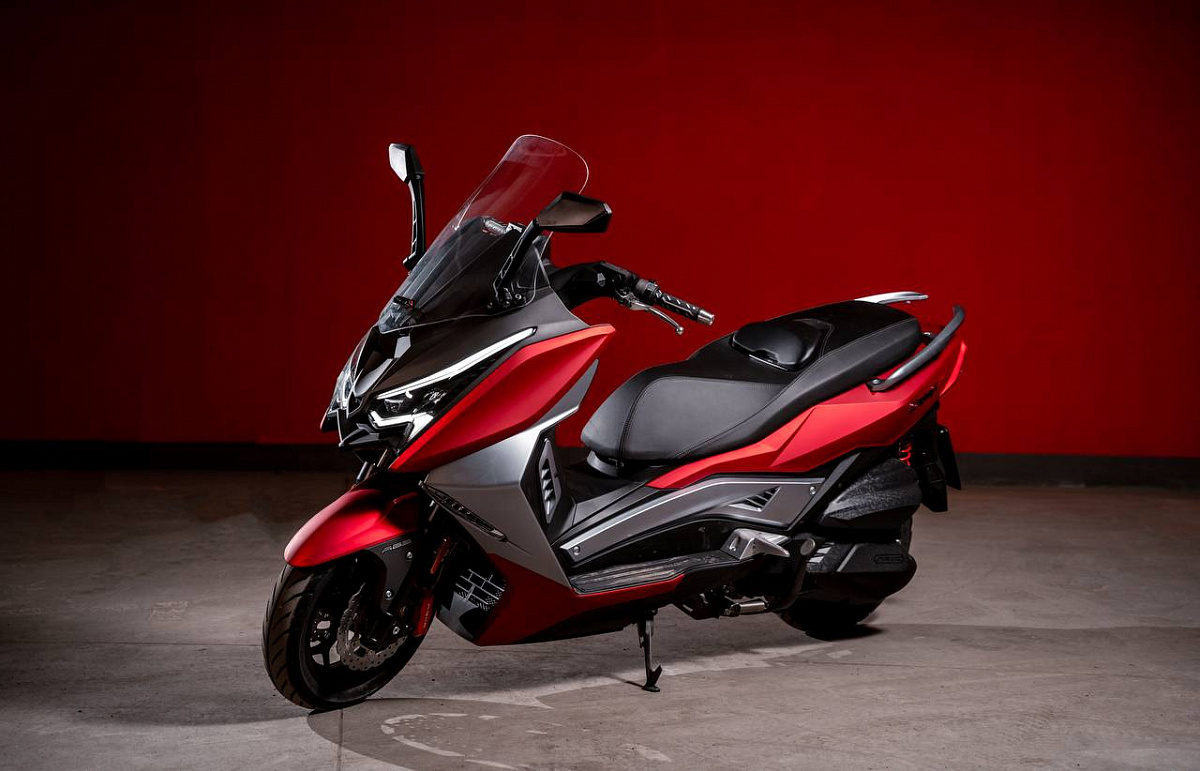 МАКСИСКУТЕР ARIIC 318 в Братске