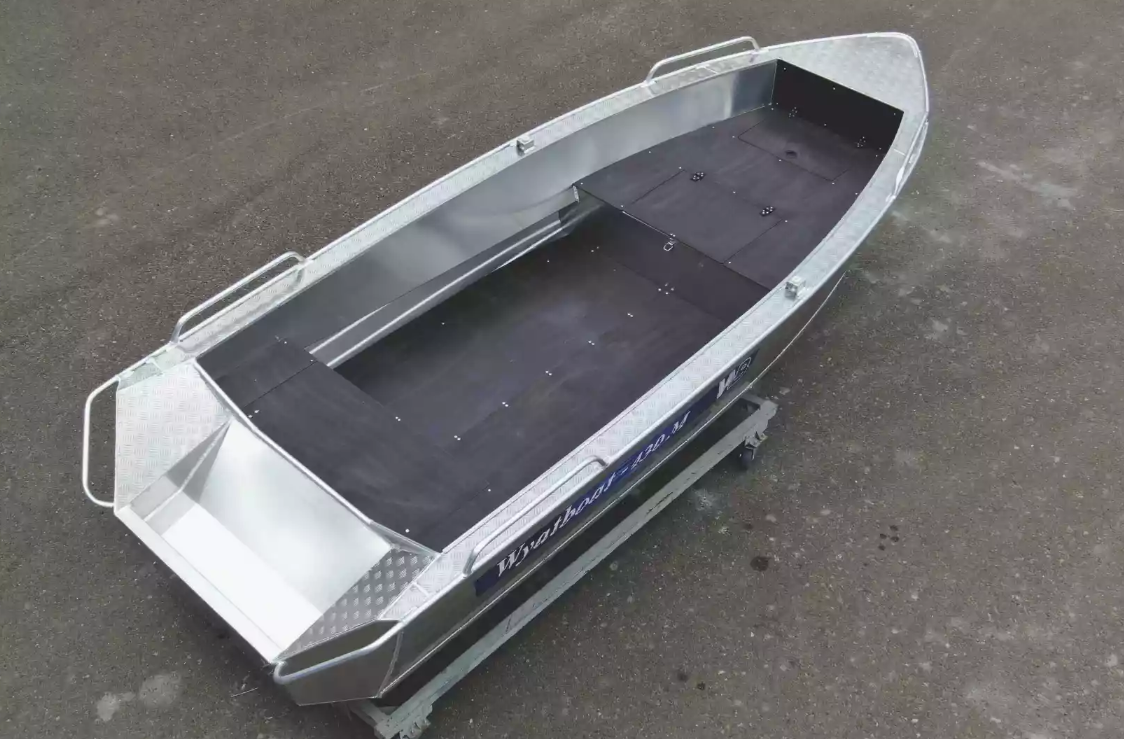 Алюминиевая лодка  Wyatboat-430М FISH в Братске