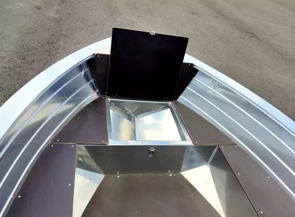 Алюминиевая лодка Неман-400 в Братске