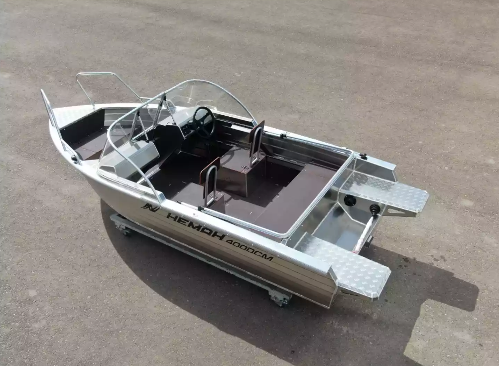 Алюминиевая лодка  Неман-400 DCM NEW в Братске