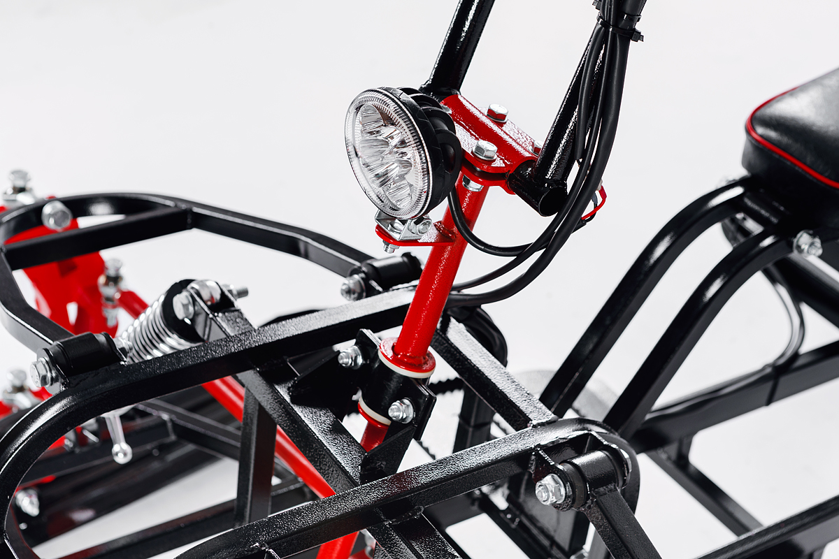 Лыжный модуль IKUDZO с подогревом ручек металлические лыжи в Братске