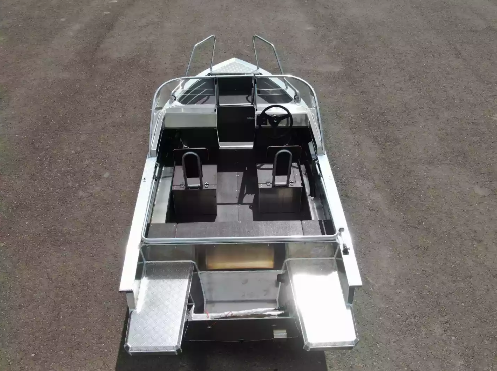 Алюминиевая лодка  Неман-400 DCM NEW в Братске