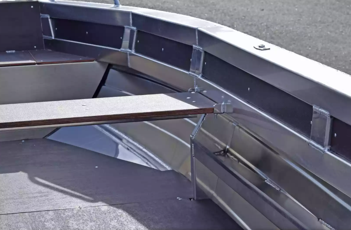 Алюминиевая лодка  Неман-480 Р в Братске