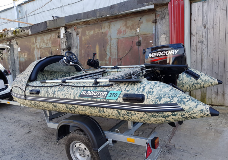 НАДУВНАЯ ЛОДКА GLADIATOR C370AL в Братске