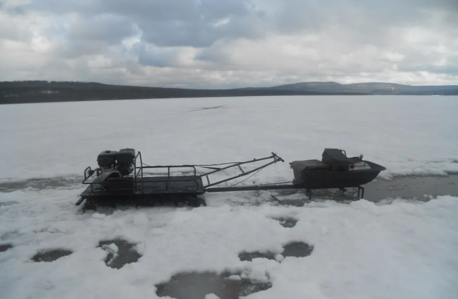 Мотобуксировщик AhtaR L13 в Братске