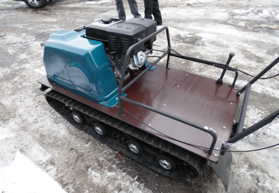 Мотобуксировщик AhtaR LR13 с реверс-вариатором Буран (задний ход) в Братске