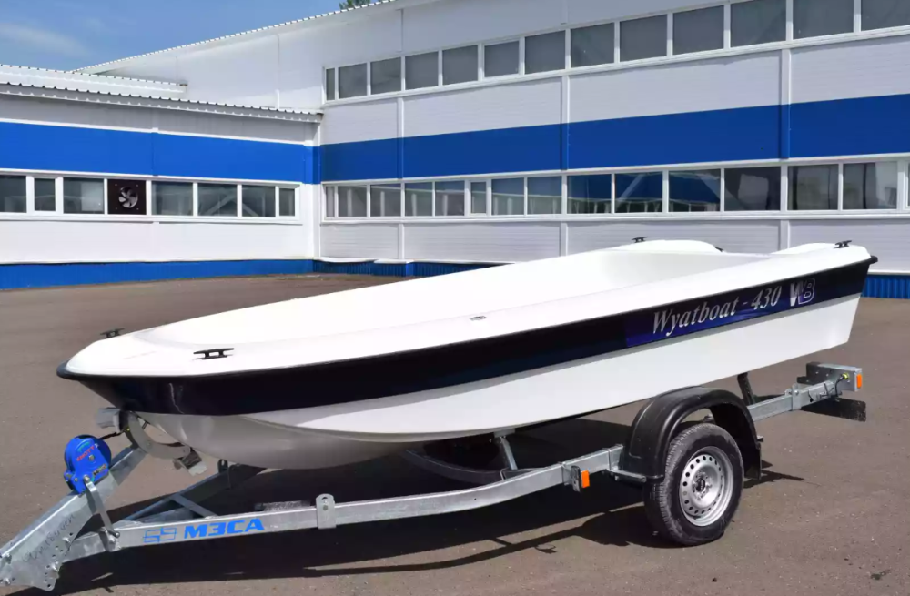 Стеклопластиковая лодка Wyatboat 430 тримаран в Братске