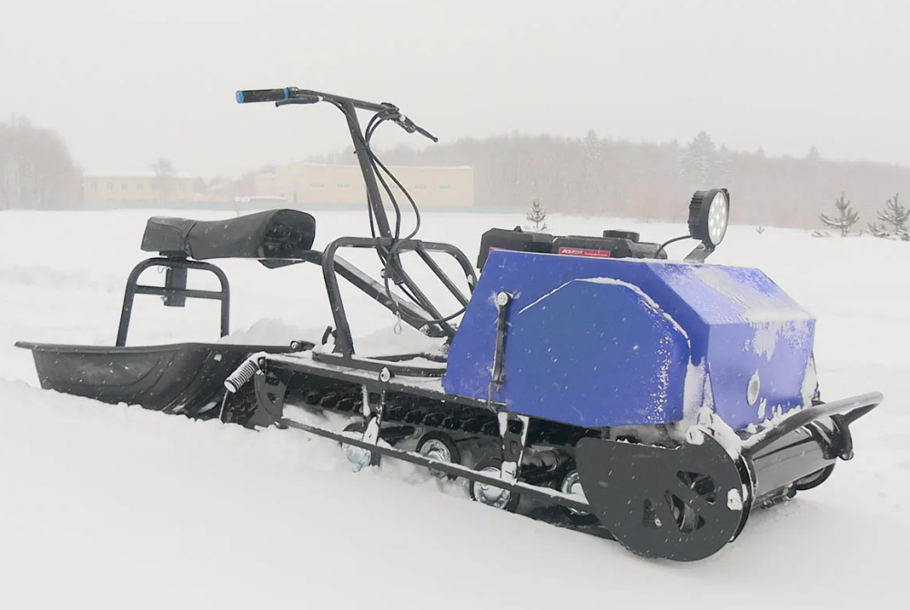 МОТОБУКСИРОВЩИК КОМПАКТНЫЙ ЛИДЕР-СИГМА-1S, 8,0+ Л.С. С МОДУЛЕМ "ТЯГАЧ" ВАРИАТОР TAV2-40 в Братске