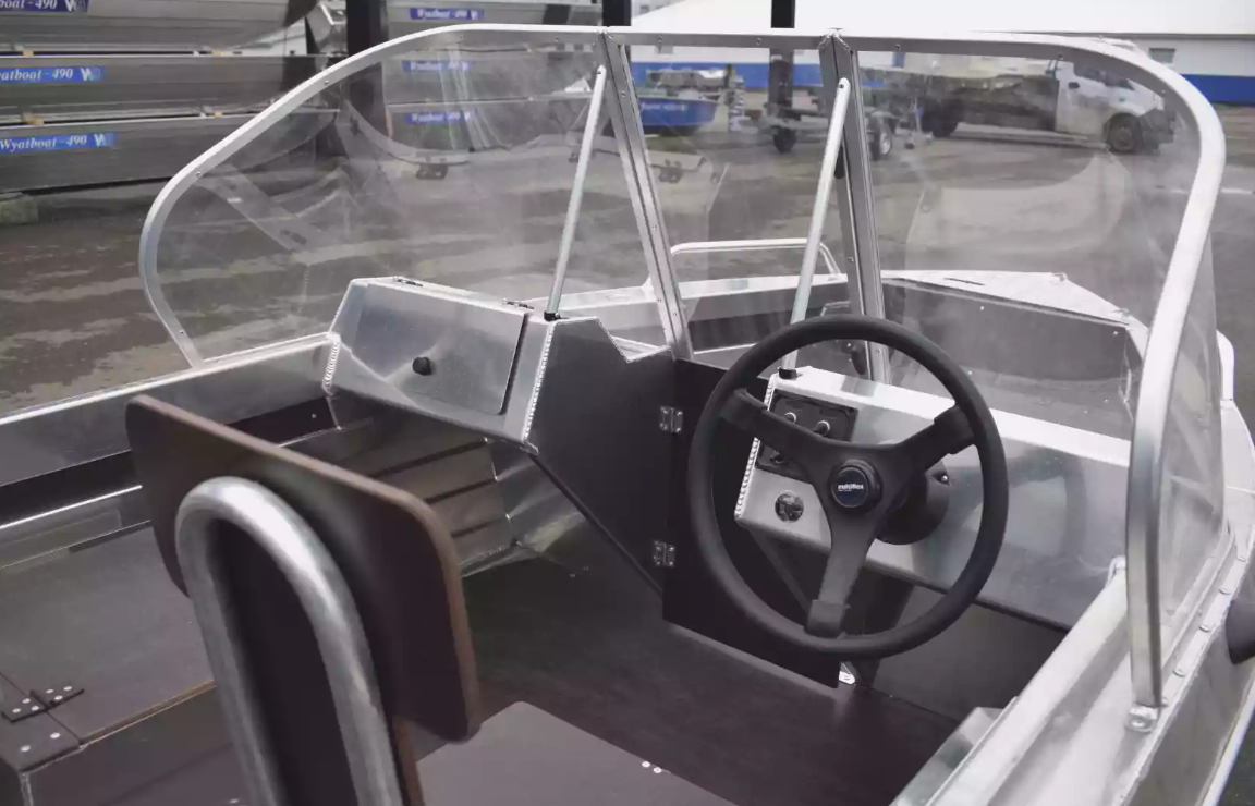 Алюминиевая лодка  Neman-400 DC в Братске