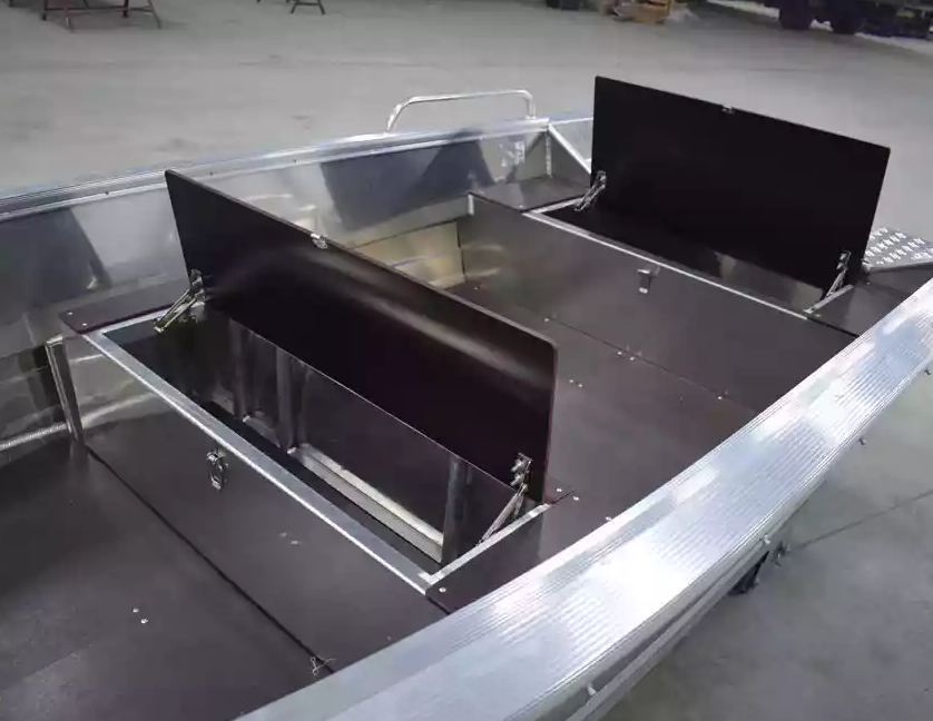 Алюминиевая лодка  Wyatboat-430 Р в Братске
