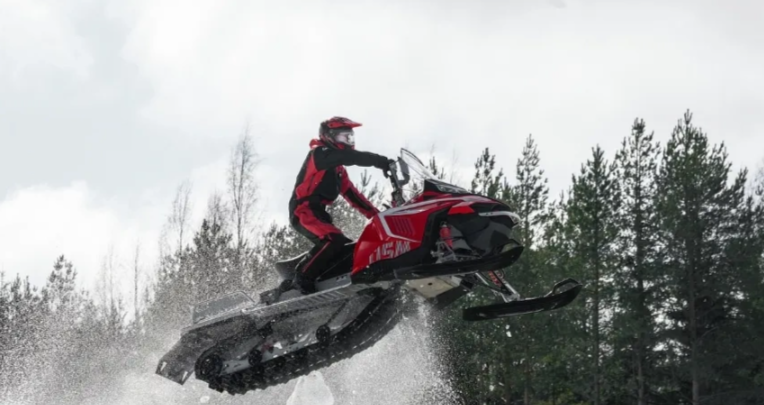 Снегоход OSM SM1000 в Братске