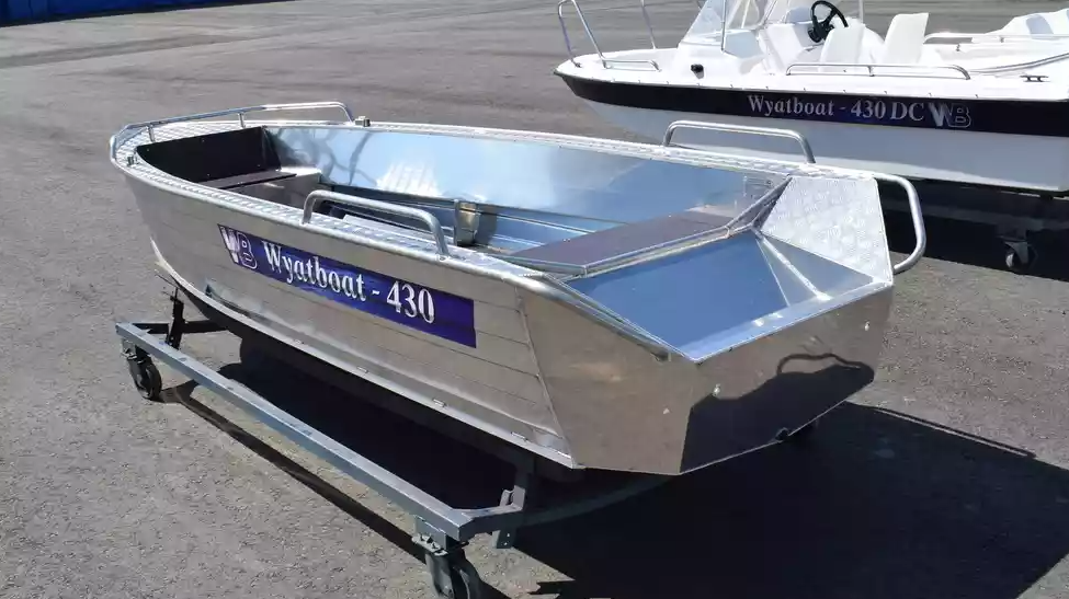 Алюминиевая лодка  Wyatboat-430М в Братске