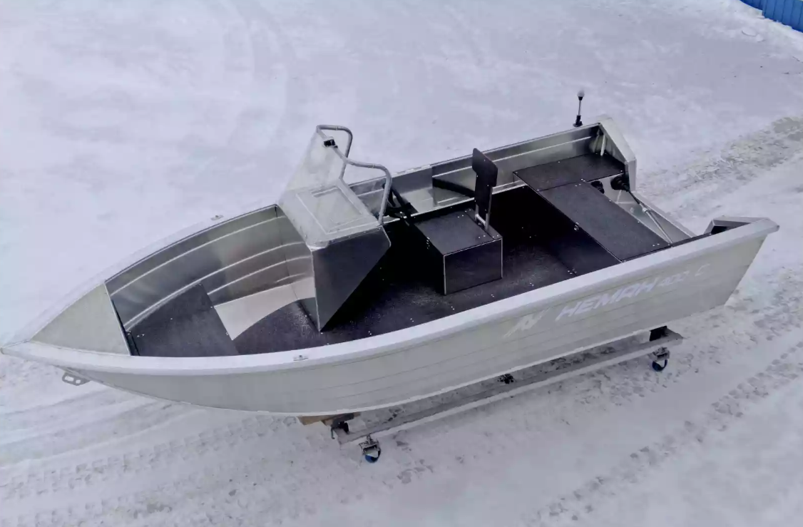 Алюминиевая лодка Неман-400 С в Братске