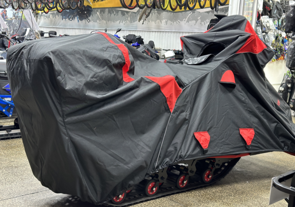 Чехол транспорт. снегохода IKUDZO HUNTER черно-красный Оксфорд ПРЕМИУМ качества с лого IKUDZO в Братске