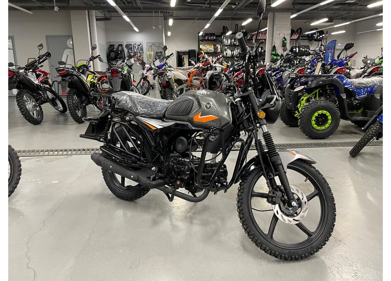 Мопед VMC NOVA 49сс (125сс) Led Full, дисковый тормоз, RKB RATO с баланс. валом, сигнализация в Братске