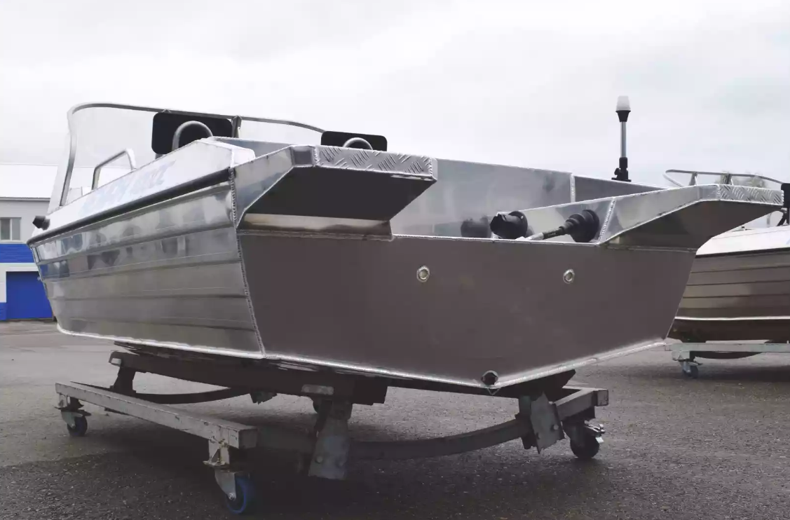 Алюминиевая лодка  Neman-400 DC в Братске