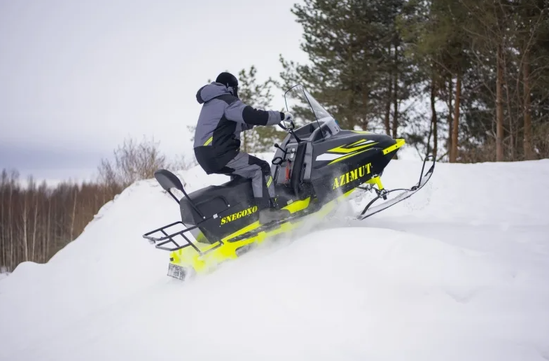 Миниснегоход Бурлак Азимут 20 л.с.  Б/У в Братске