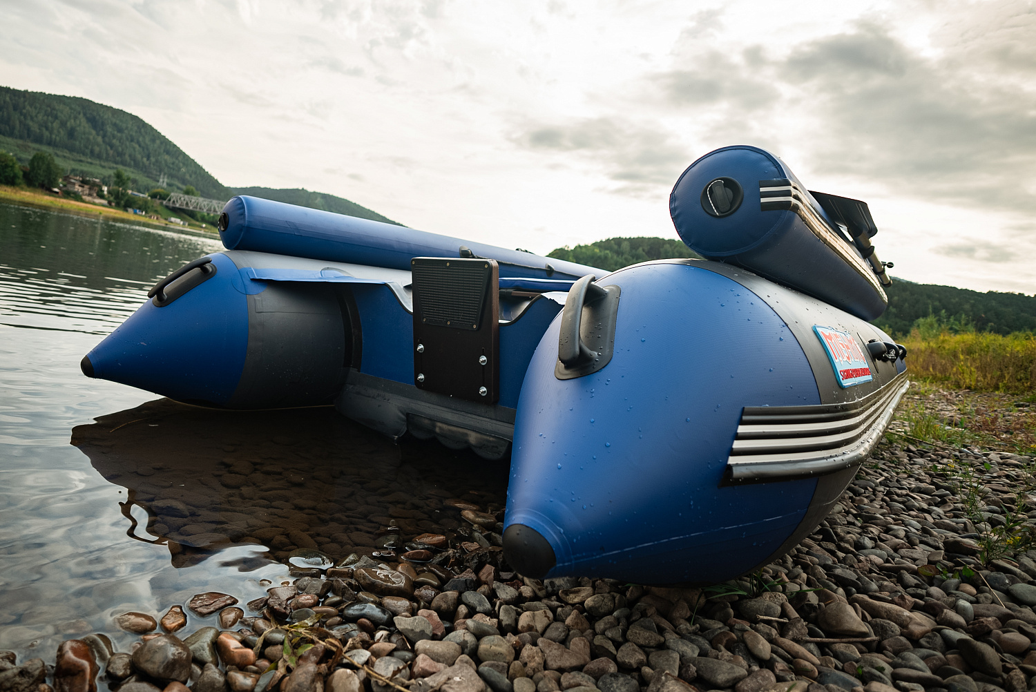 Лодка MISHIMO RIVER FJET PRO 410  под водомет в Братске