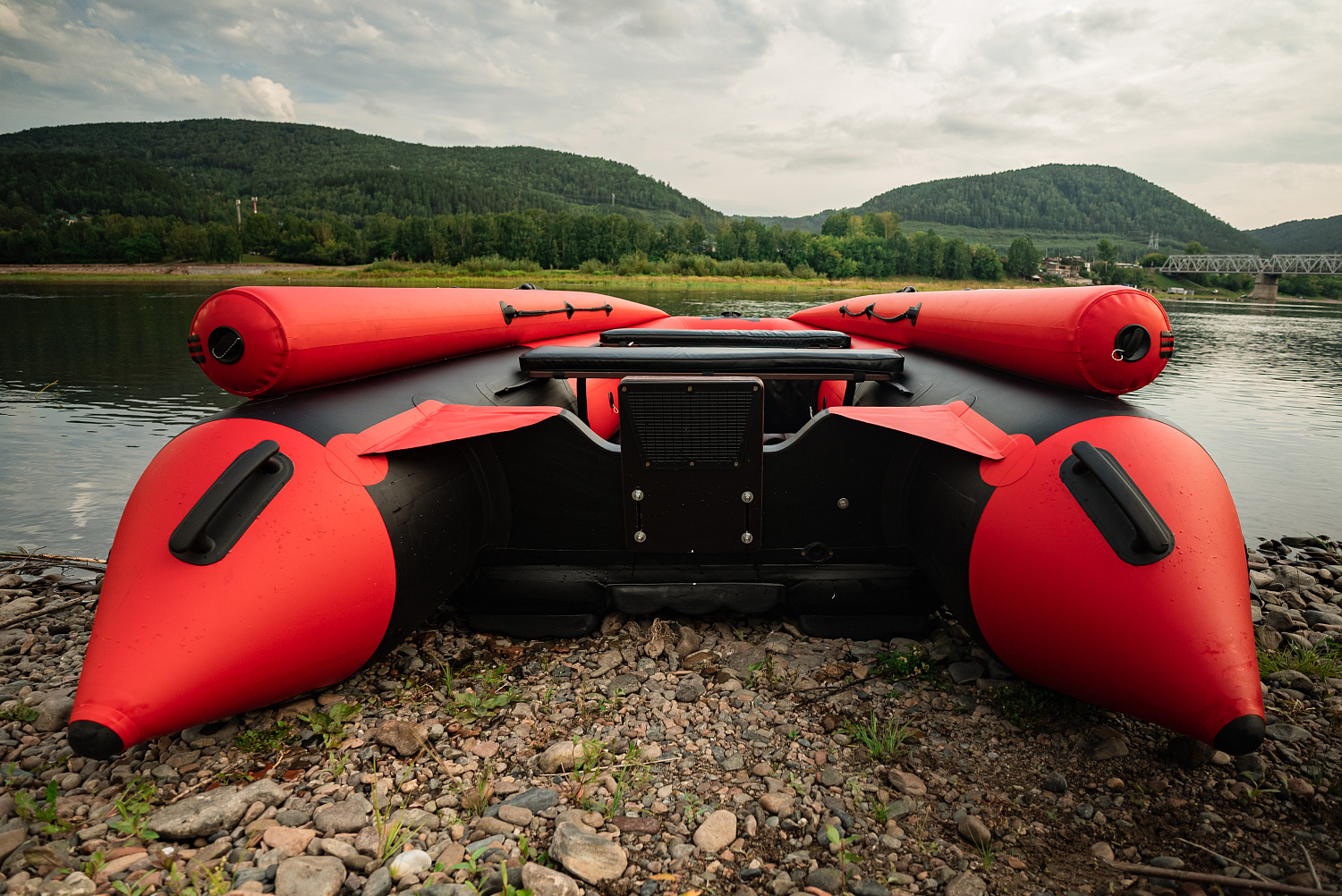 Лодка MISHIMO RIVER FJET PRO 410  под водомет в Братске