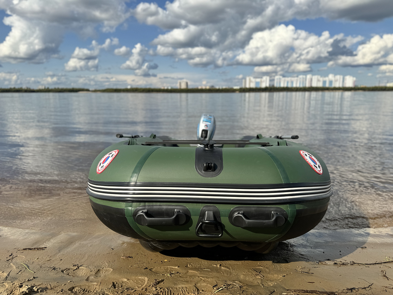 Лодка MISHIMO BIG FLOOR 420 в Братске